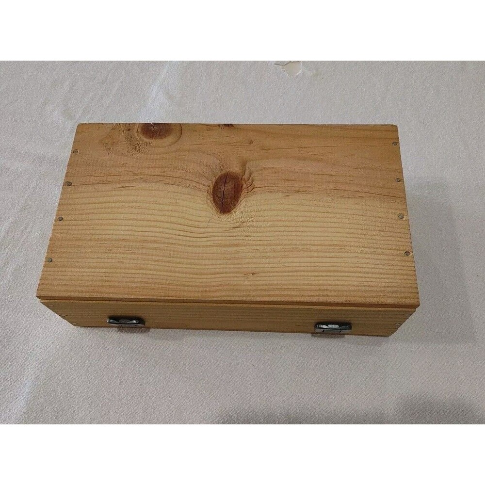 Vintage Mouton Cadet Baron Philippe De Rothschild Wine Box France - Picture 5 of 9
